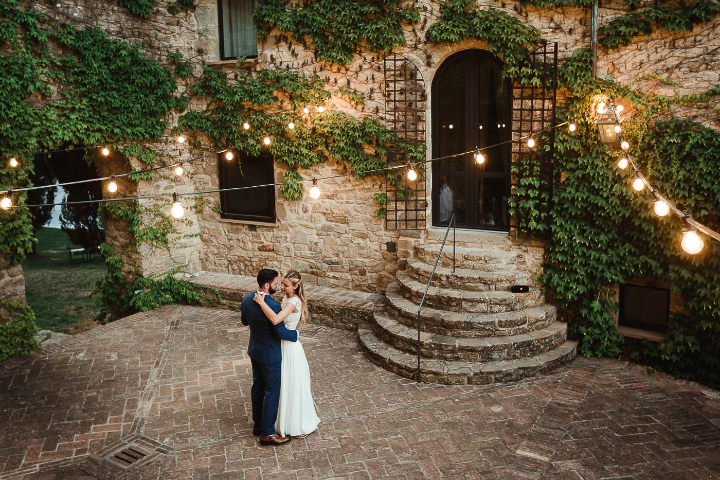 Borgo Bastia Creti wedding in Umbria