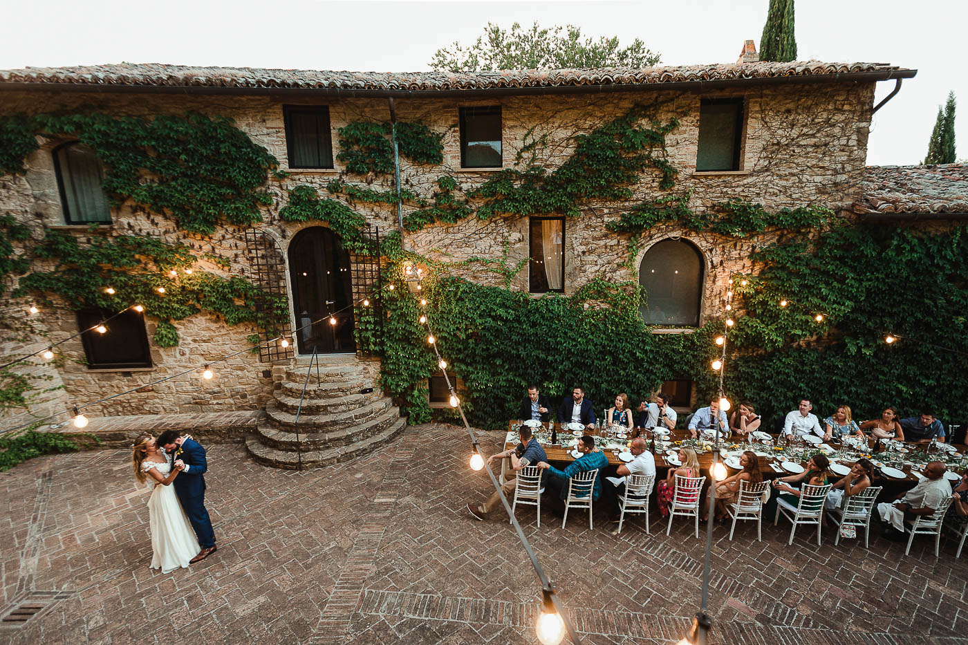 Borgo Bastia Creti wedding in Umbria