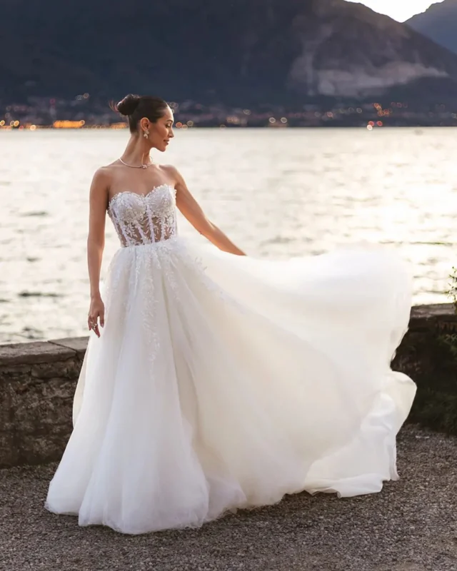 Elegance...
.
@farida_safarova
@lord.fred
@villarusconiclerici
@italianweddingcompany
@valentina.e.lombardi
@ernesto.troncarelli 
@theflowerslab_
@media.dressing
@media.dressing.wedding
@independent_pictures
@meetingbanqueting
@lelemauro
@jazz_music_ariel_jazz
@jimmychoo
.
.
.
#voguewedding #luxurywedding #dreamweddinginitaly #weddinginitaly #weddingelopementinitaly #exclusivewedding #destinationweddinginitaly #vogueitalia #dolcevitawedding #documentaryweddingphotographer #bestitalianphotographer #dreamwedding #luxurywedding #bestweddingplanners #filmweddingphotography #bridedetobe2025 #chicwedding #weddingplannersitaly #weddingdreamteam2024 #exclusiveweddinginitaly #independentpictures #weddingseason2024 #piemontwtawedding #lakemaggiorewedding #distrettodeilaghi #piemontewedding #italianwedding #weddinginitaly #destinationweddinginitaly #lakesweddinginitaly